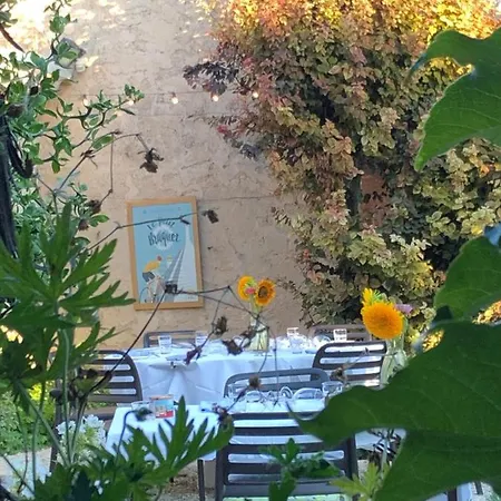 La Belle Etoile Bed & Breakfast